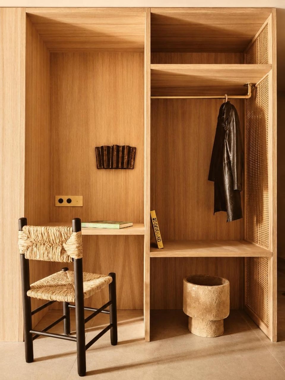 wardrobe