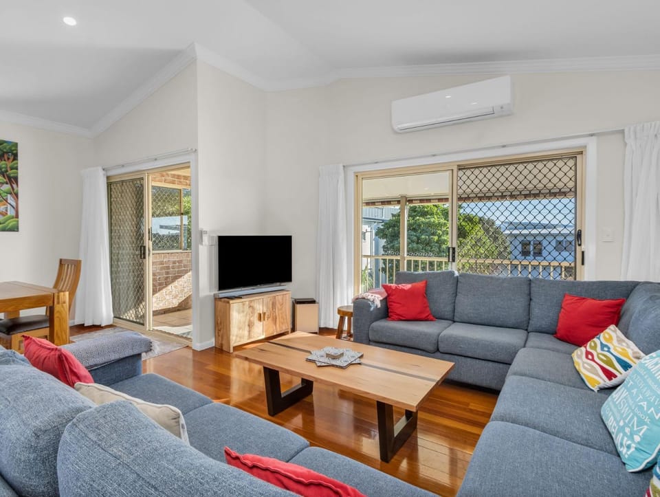 Orient Lane on the Hill by Kingscliff Accommodation Villa in Kingscliff