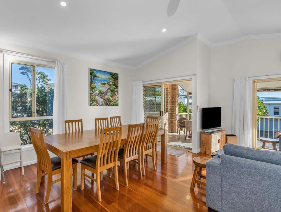 Orient Lane on the Hill by Kingscliff Accommodation Villa in Kingscliff