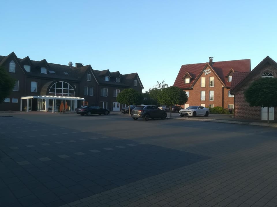 Property building, Other, Area and facilities, Parking
