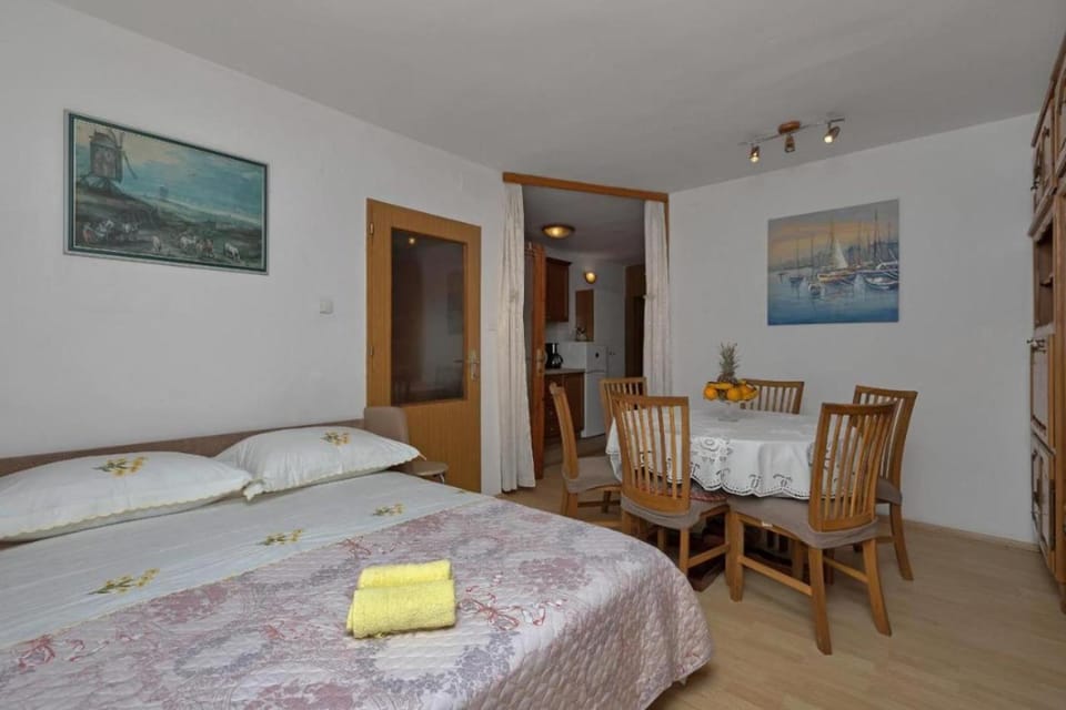 Sun and Sea 3-2 apartment Apartment in Makarska
