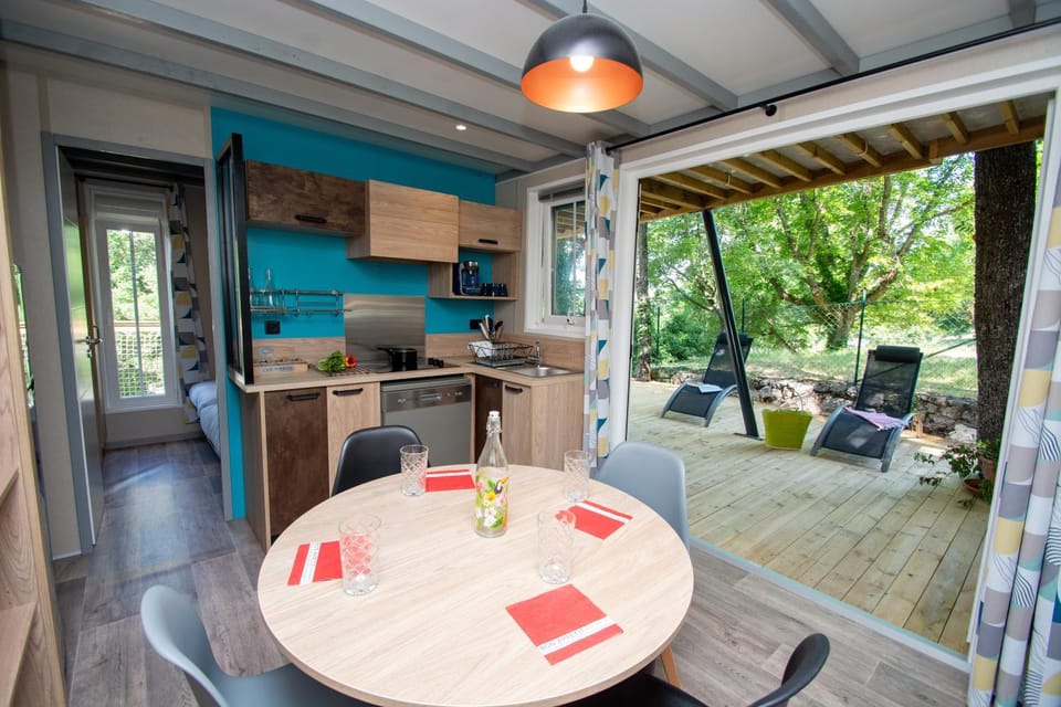 Camping les Restanques Nature lodge in Bauduen