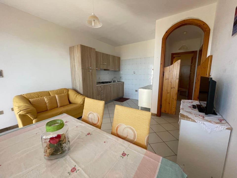 TV and multimedia, Kitchen or kitchenette, Living room, Seating area, Dining area, pet friendly