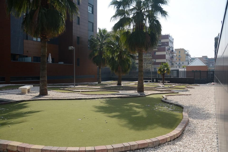 EnjoyGranada EMIR 3F - POOL, GYM & Free Parking Apartment in Granada