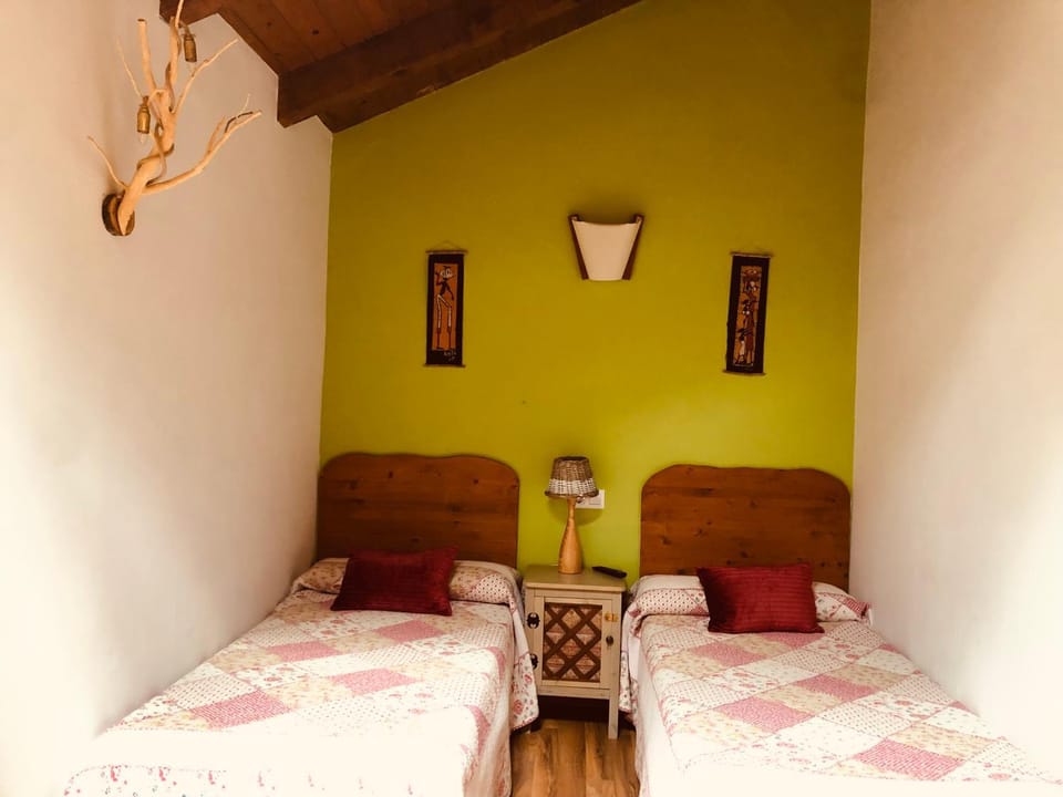 Casa Rural Basajarau Country House in Aragon