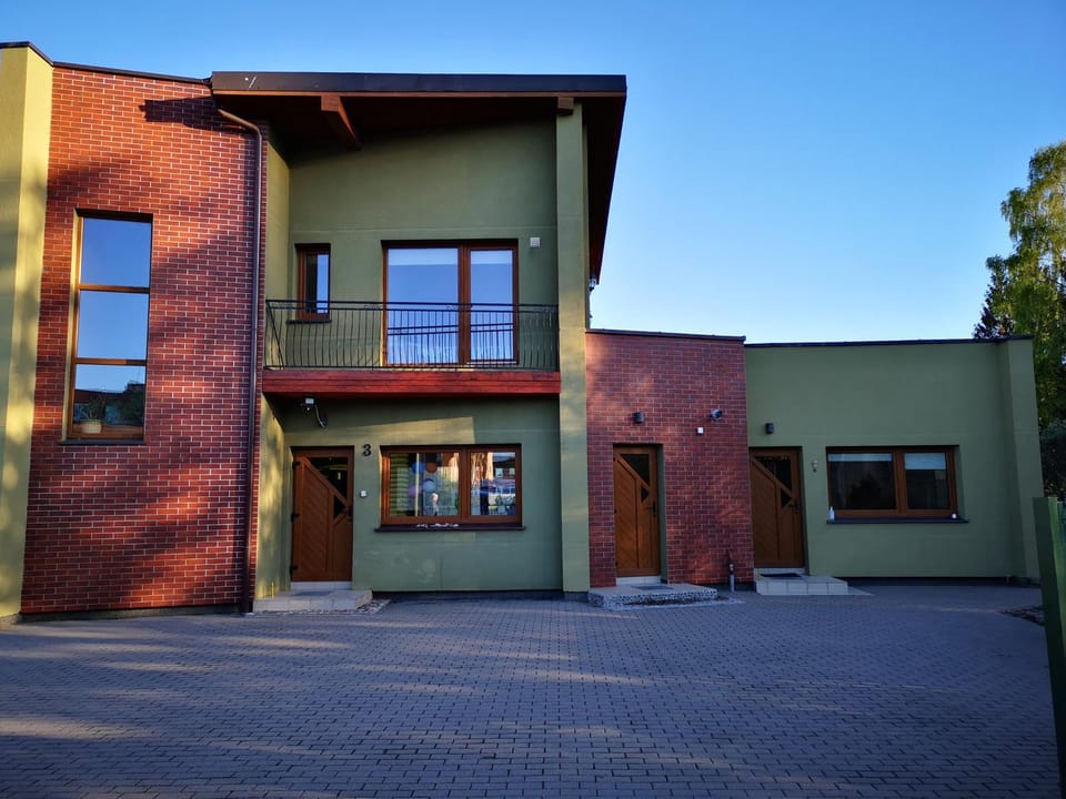 Property building, Facade/entrance