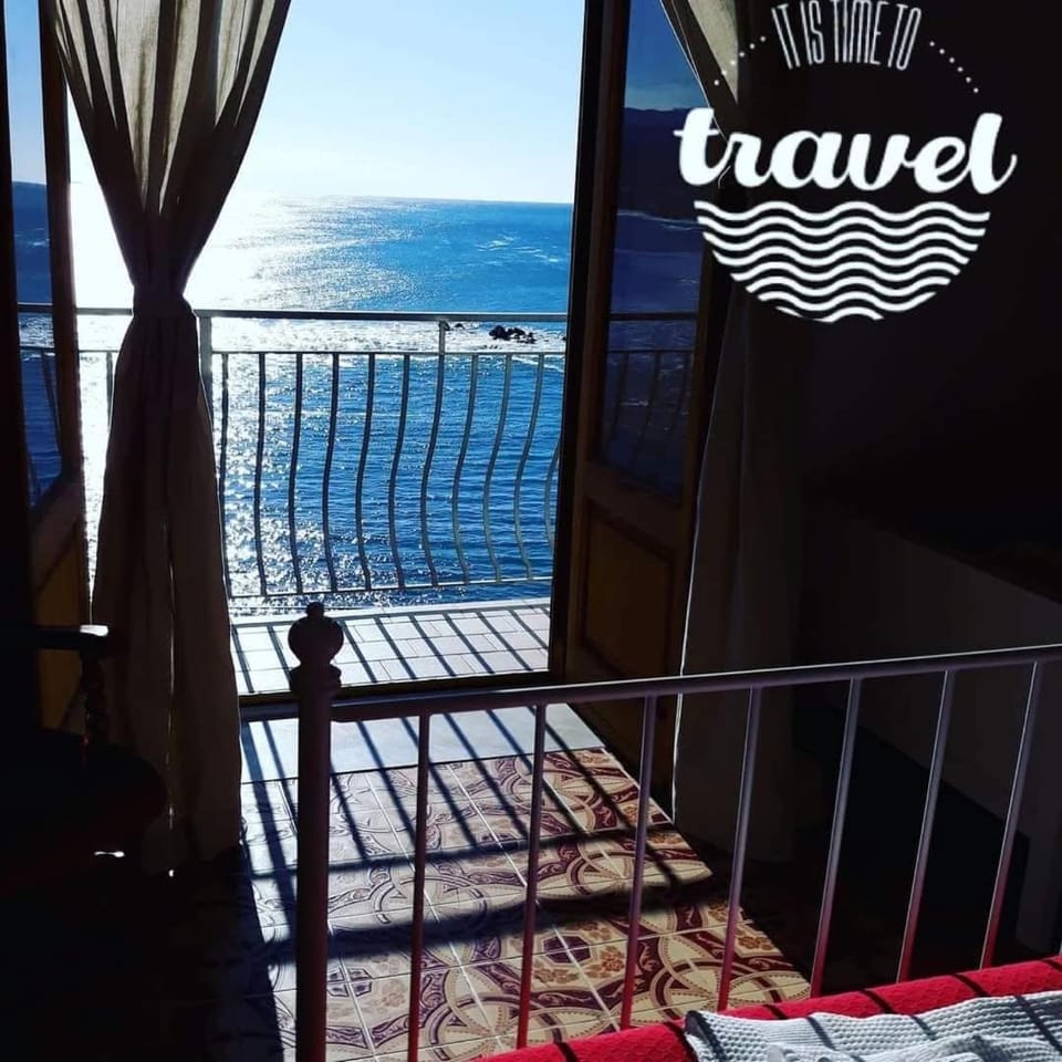 Il MOLO B&B sul lungomare Bed and Breakfast in Diamante