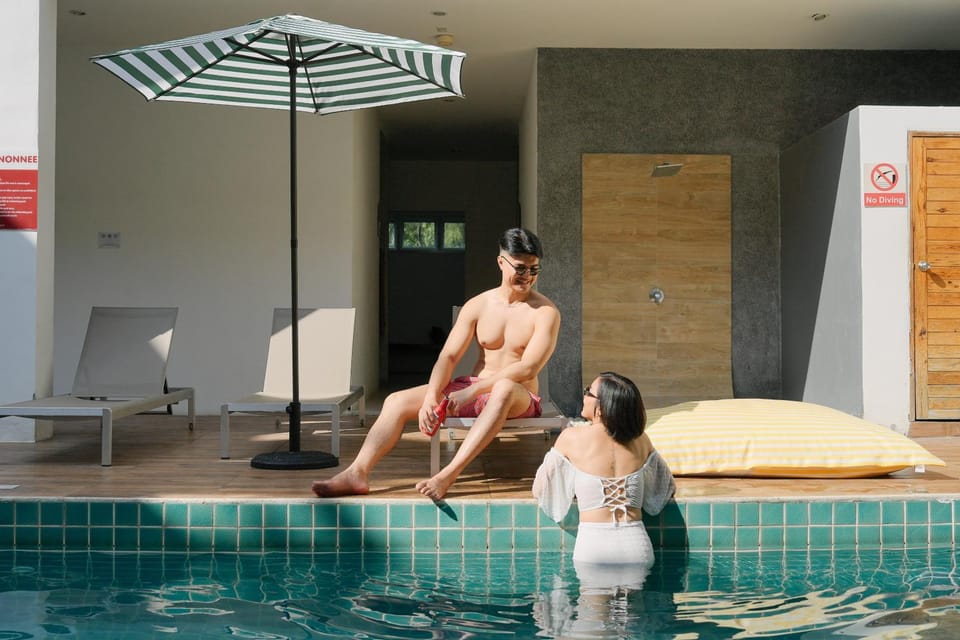 Seating area, Swimming pool