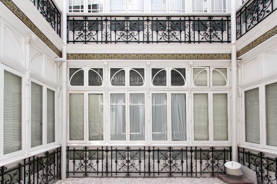 Decorative detail