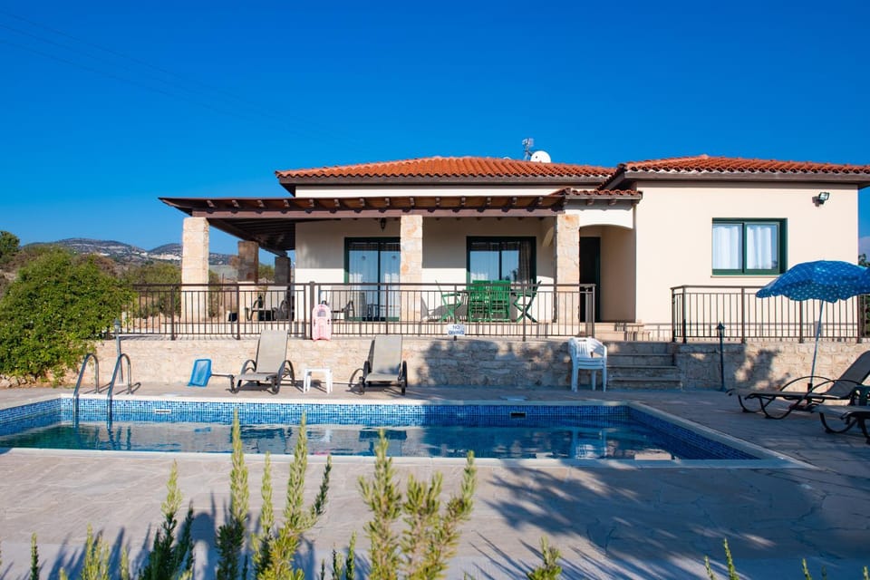 Property building, Swimming pool, Swimming pool