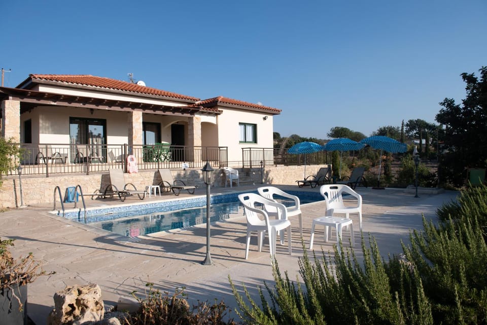 Property building, Patio, Swimming pool