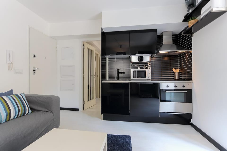 Kitchen or kitchenette, Living room
