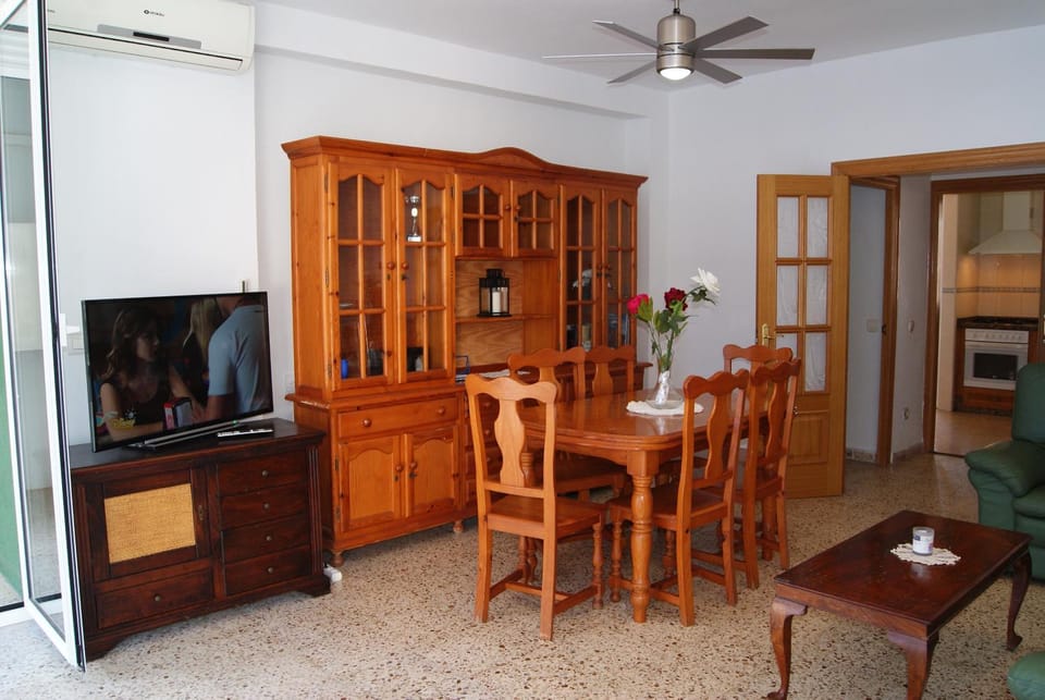 Communal lounge/ TV room, Living room