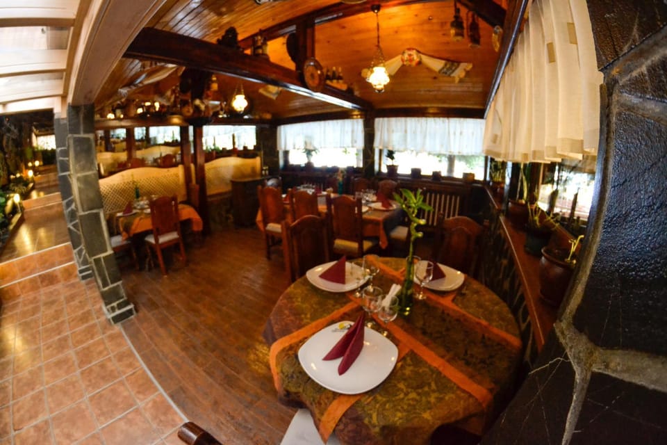 Restaurant/places to eat