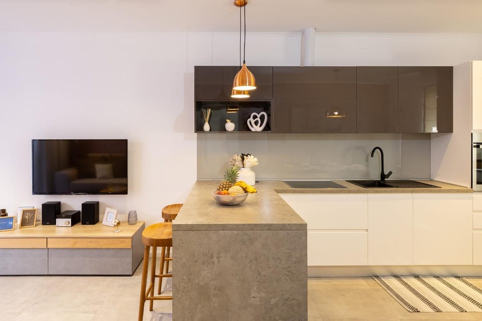 Kitchen or kitchenette, stove