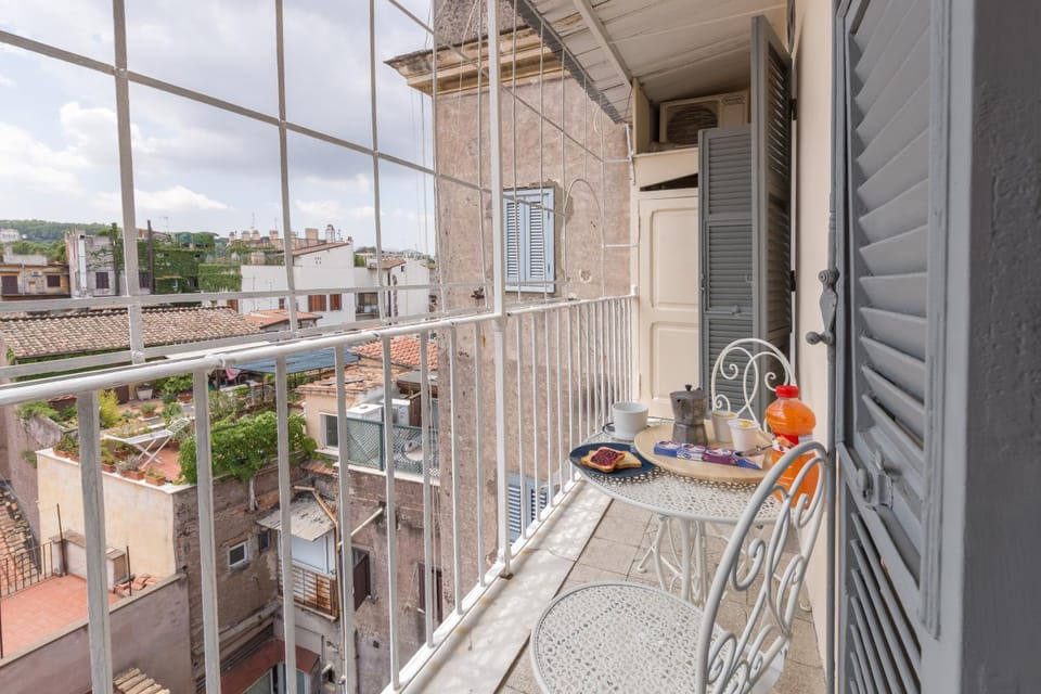 View (from property/room), City view