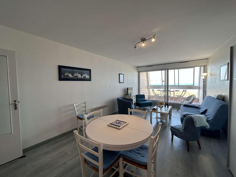 Appartement rénové 3 pièces, parking, accès direct océan - FR-1-224C-89 Apartment in Saint-Jean-de-Monts