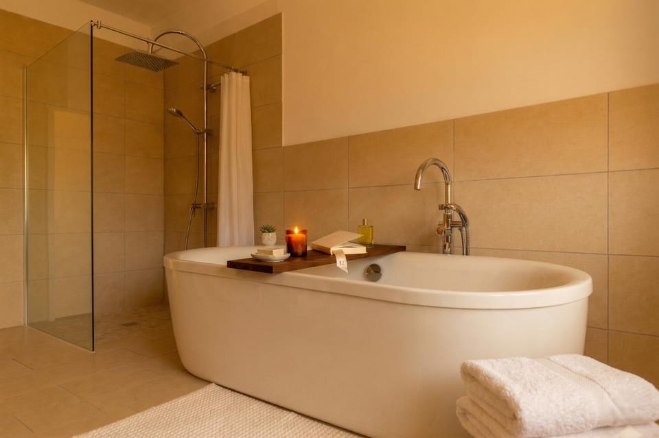 Bathroom, Bath