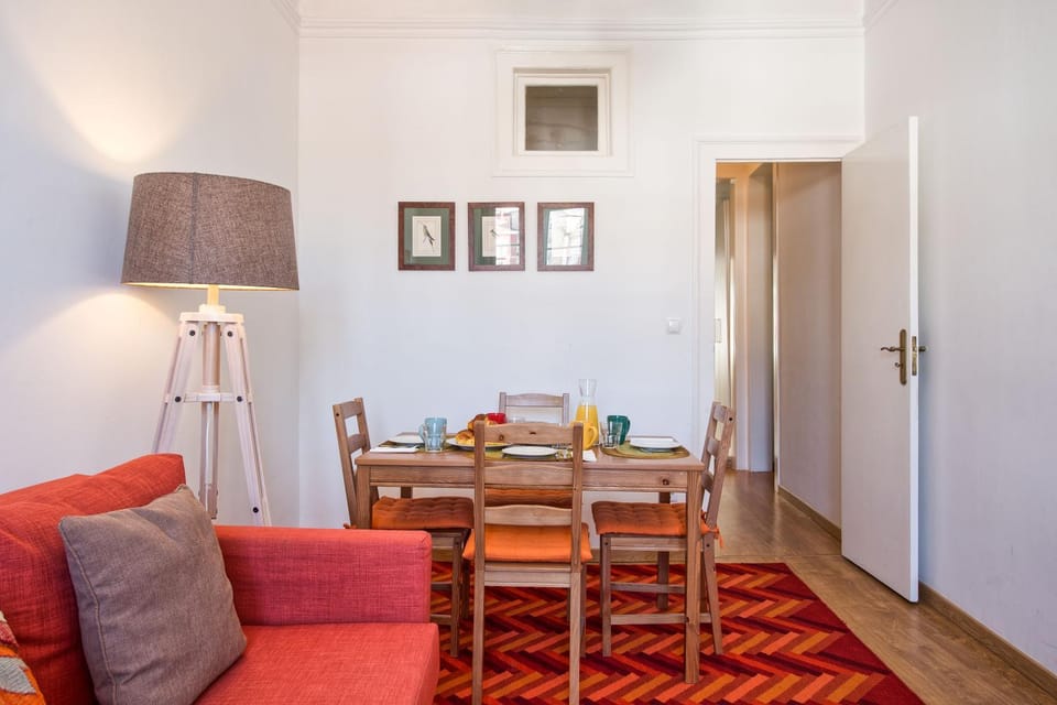 TV and multimedia, Living room, Decorative detail, Dining area