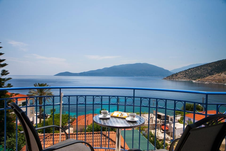 View (from property/room), Balcony/Terrace, Sea view