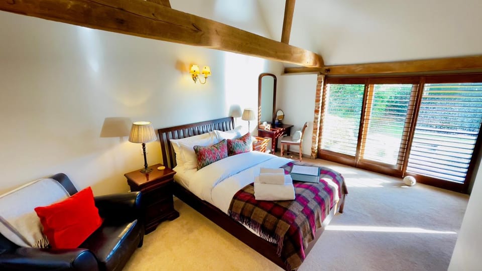 Halfway Bridge Hotel in Chichester District