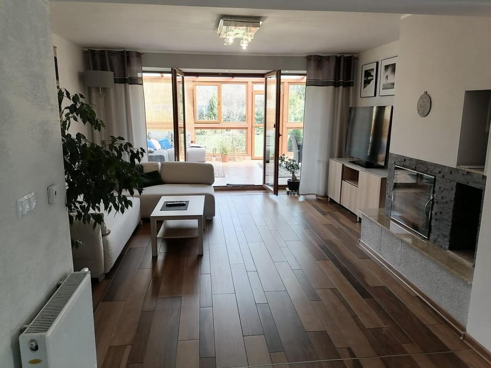 Apartamenty pod Dzikowcem Country House in Lower Silesian Voivodeship