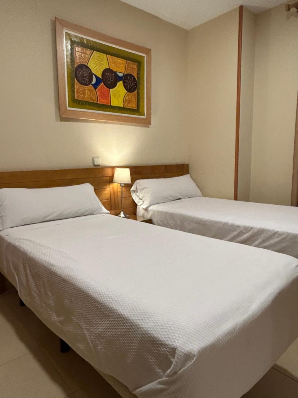 Hostal Aeropuerto Bed and Breakfast in Madrid