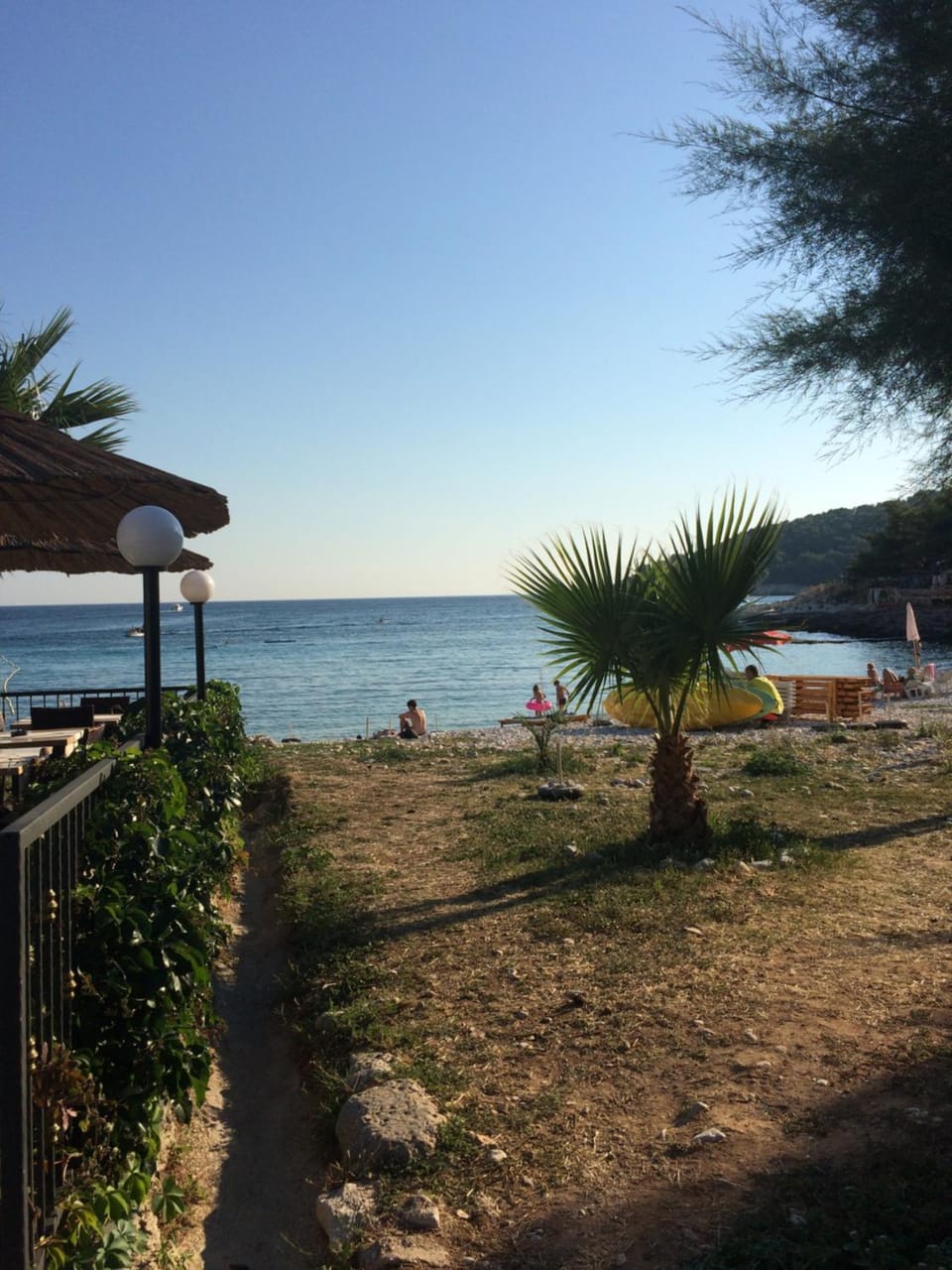 Neighbourhood, Natural landscape, Beach