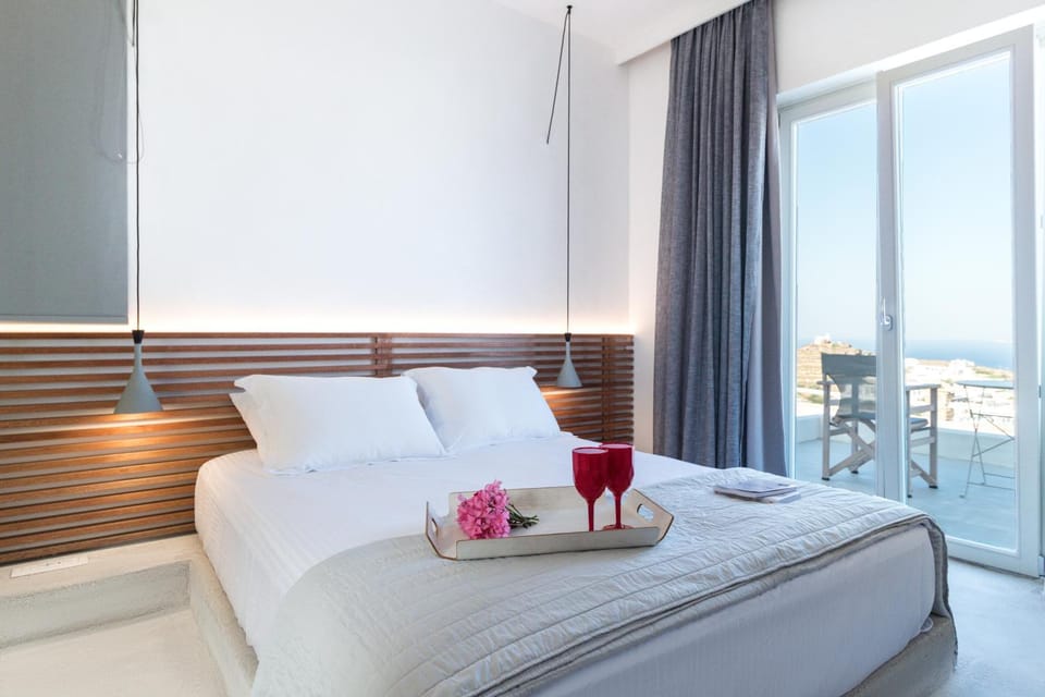 Bed, Photo of the whole room, Bedroom, Sea view