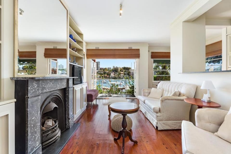 Double Bay Harbour-front apartment with stunning views Apartment in Sydney