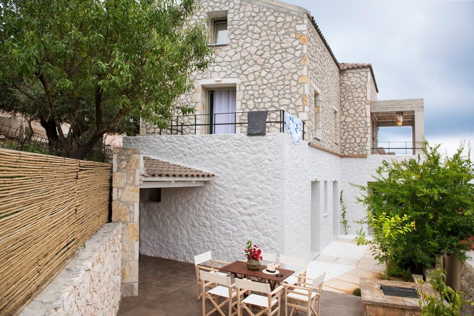 Property building, Balcony/Terrace