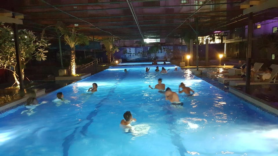 Swimming pool