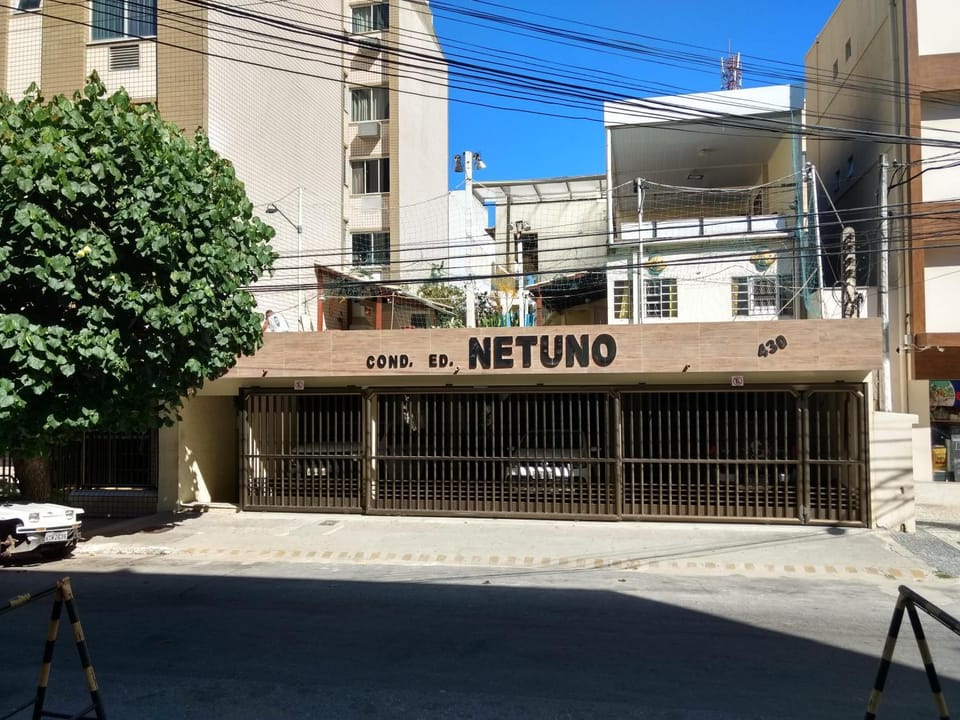 Communal lounge/ TV room, Facade/entrance, BBQ facilities, Game Room, Balcony/Terrace, Street view