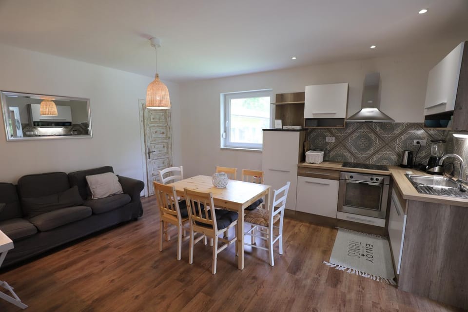 Kitchen or kitchenette, Living room, Dining area