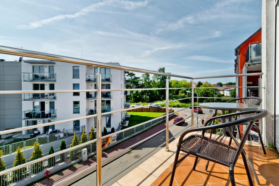Day, View (from property/room), Balcony/Terrace, City view, Street view, Location