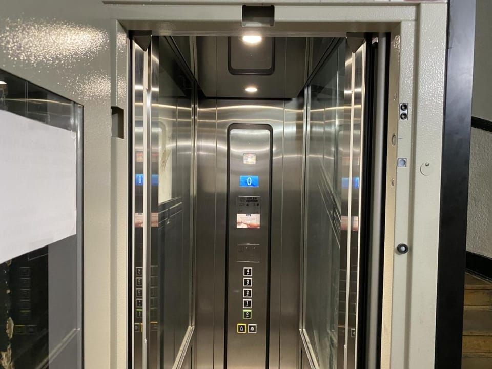 elevator