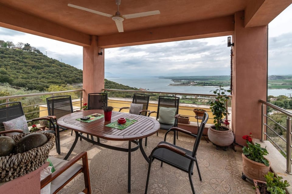 View (from property/room), Balcony/Terrace