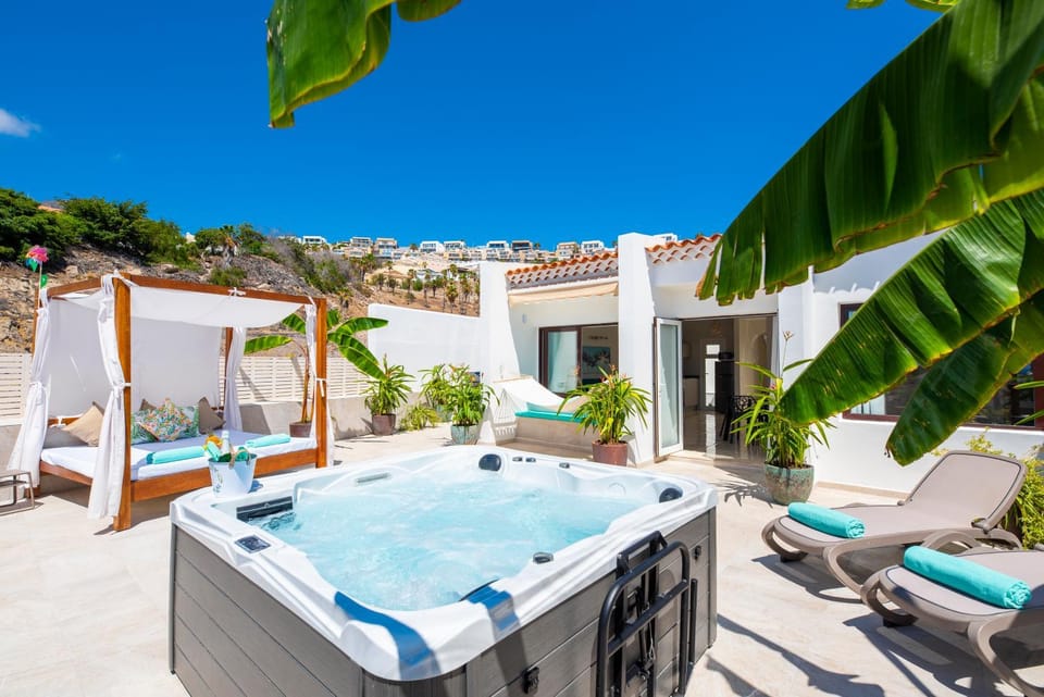 Patio, Hot Tub, sunbed