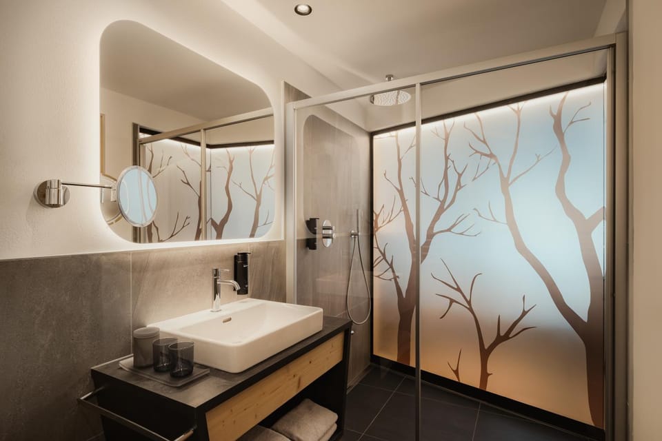 Shower, Bathroom, towels