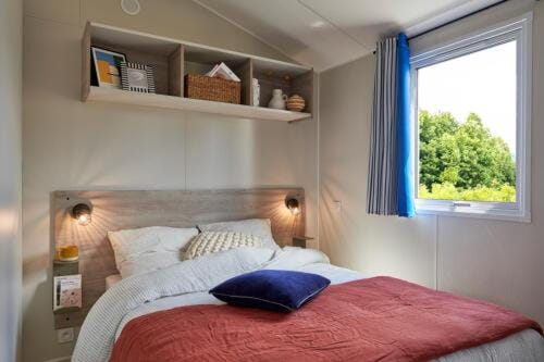 Camping Saint Laurent Campground/ 
RV Resort in Brittany