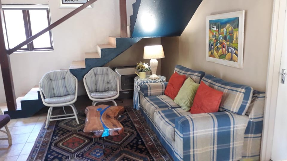 Living room, Lobby or reception