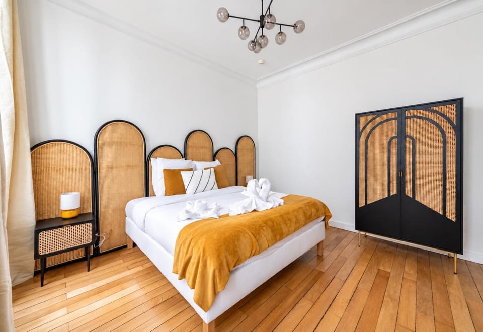 21a Maréchal FOCH Avenue Paris CHAMPS-ELYSÉES Apartment in Paris