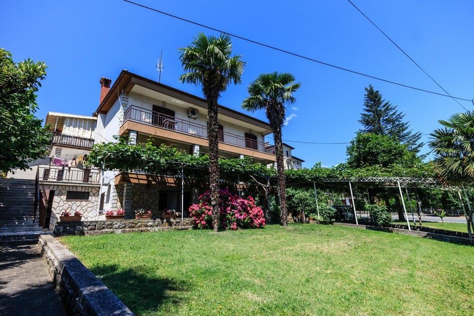 Property building, Garden