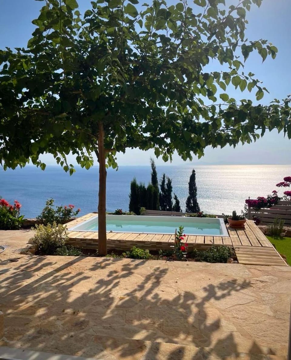 Garden, Hot Tub, Sea view