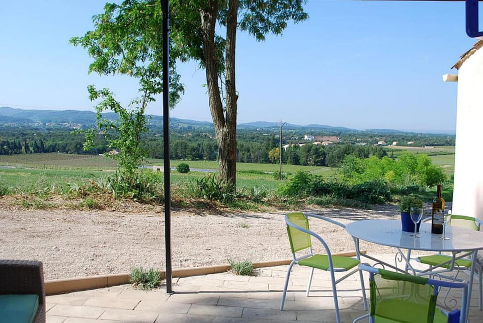 Patio, Mountain view