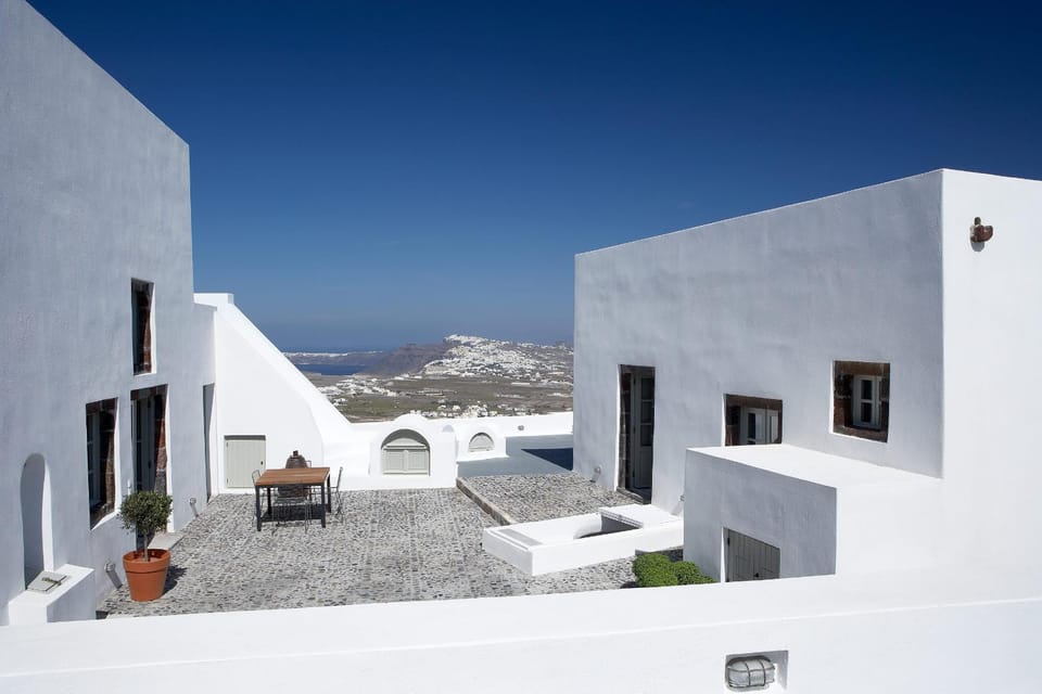Facade/entrance, Facade/entrance, View (from property/room), Decorative detail