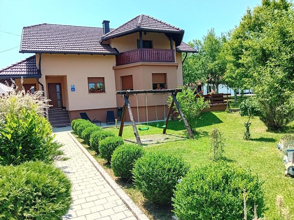 Apartment Ivan & Iva Apartment in Lika-Senj County
