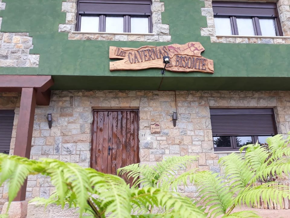 Las Cavernas Del Bisonte Apartment in Santillana del Mar