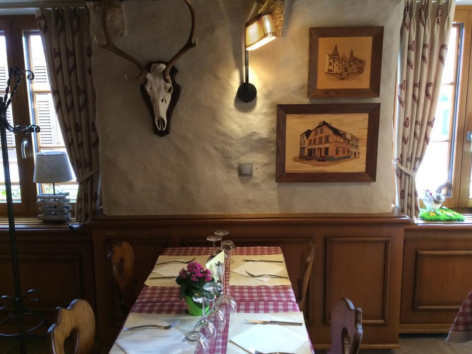 Auberge des Trois Châteaux Hotel in Grand Est