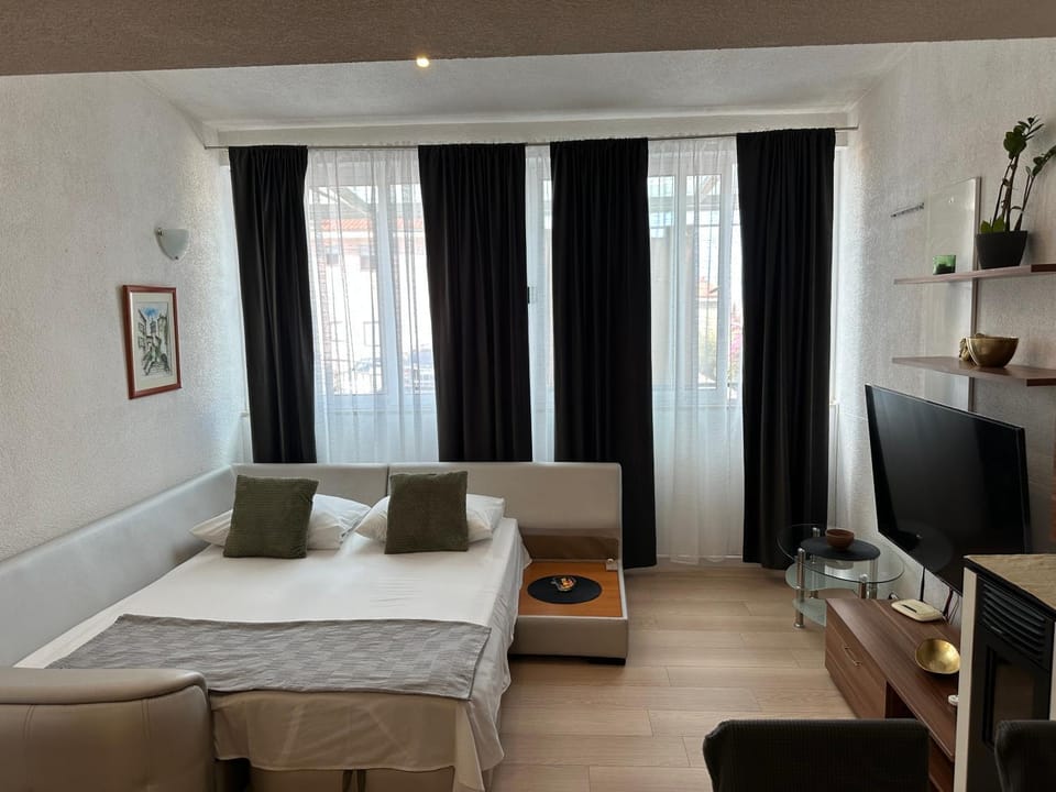 Apartments Centar - Mirjana Apartment in Makarska